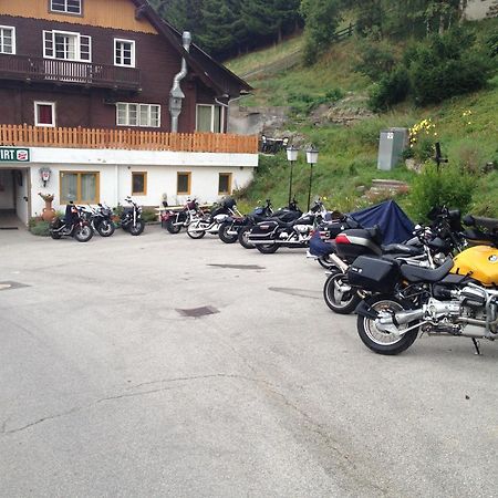 Gasthaus Luggwirt Gnesau Exterior photo
